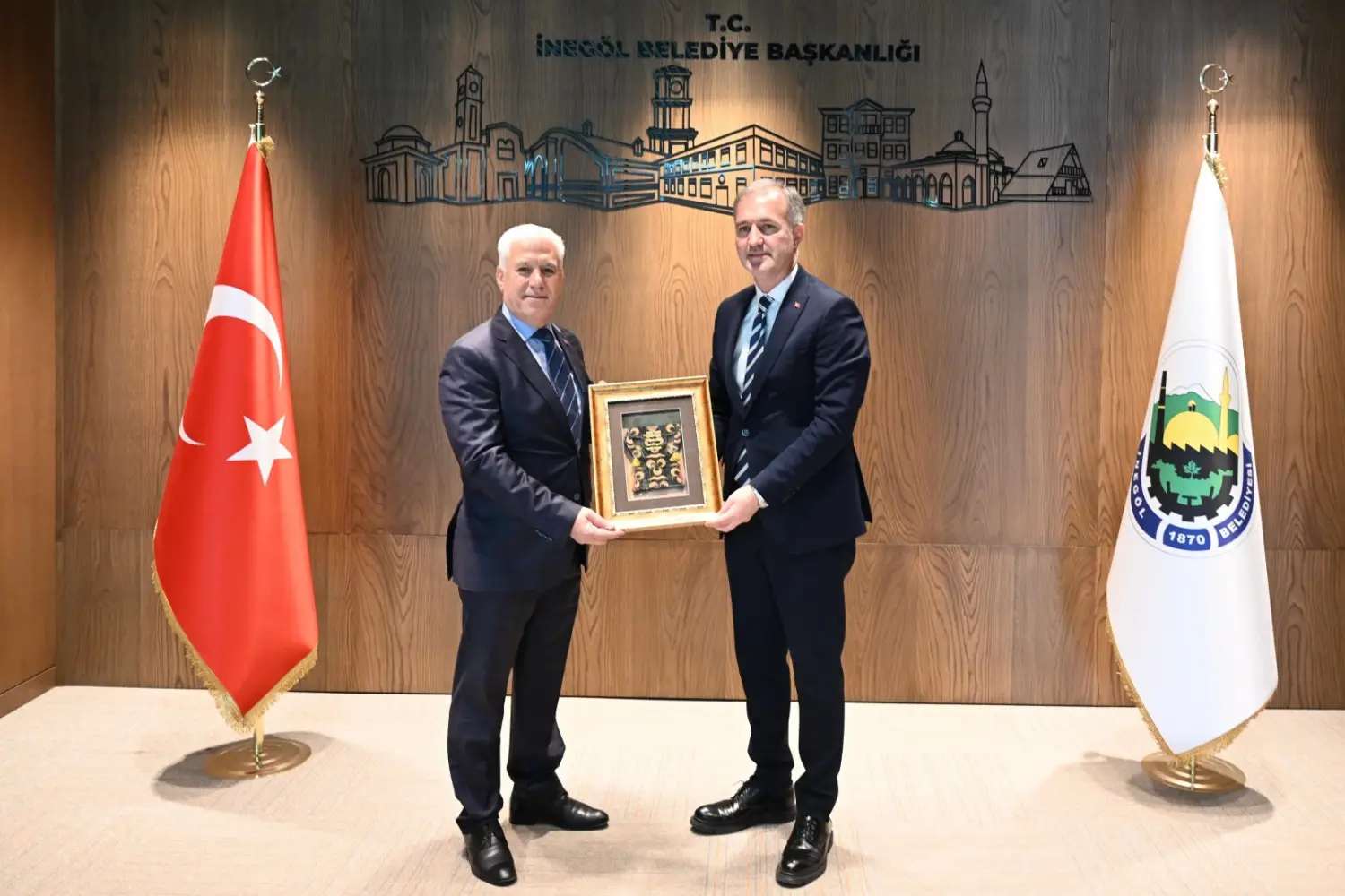Bursa Büyükşehir Belediye Başkanı Mustafa Bozbey’den Başkan Taban’a Ziyaret Gencgazete