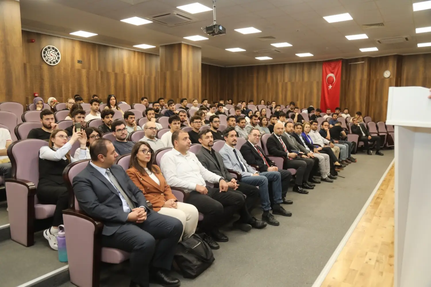 Bursa Teknik Üniversitesi'nin 'Robot Günleri' Büyük Ilgi Gördü2 Gencgazete