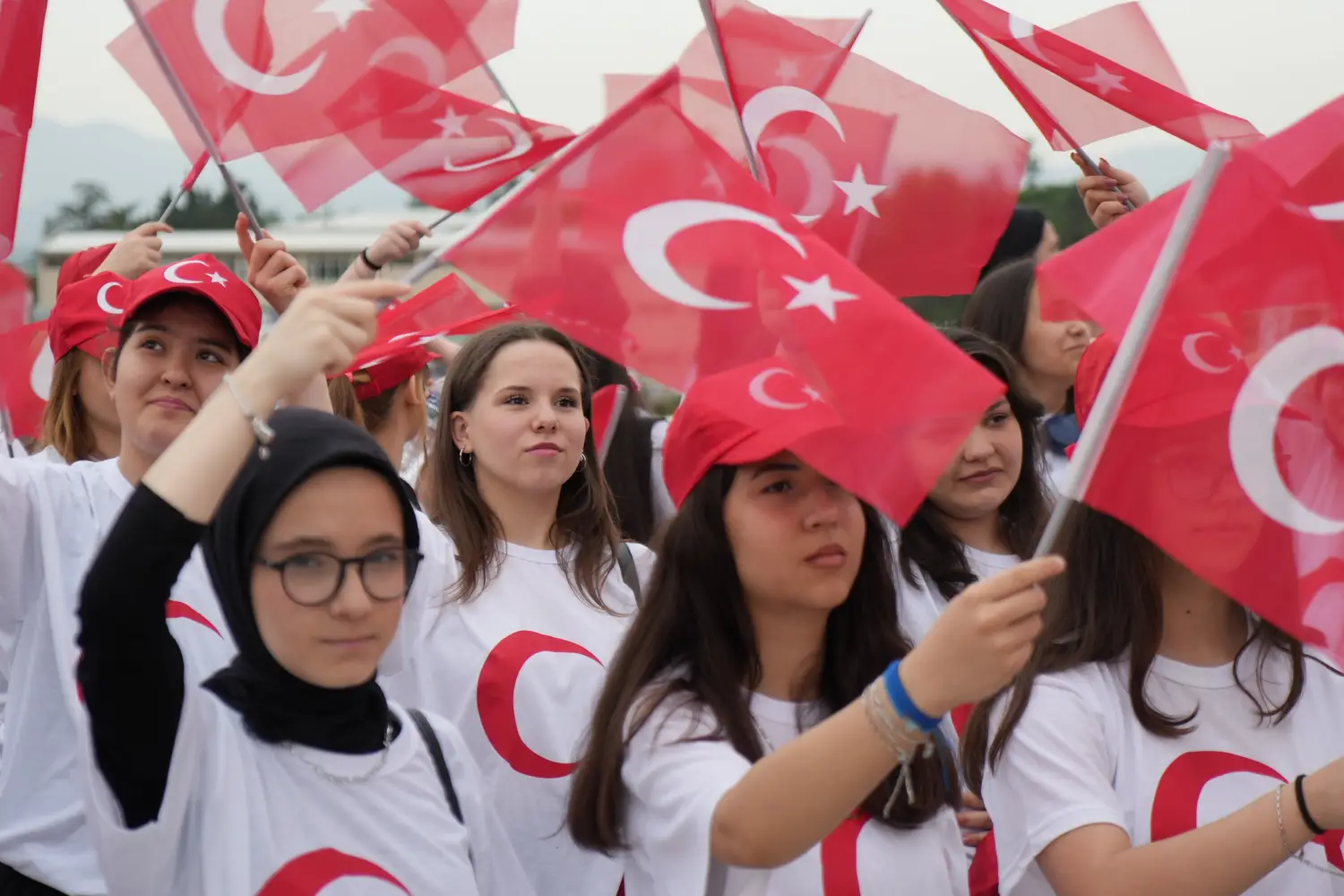 Bursa'da 19 Mayıs Coşkusu Sürüyor Gencgazete