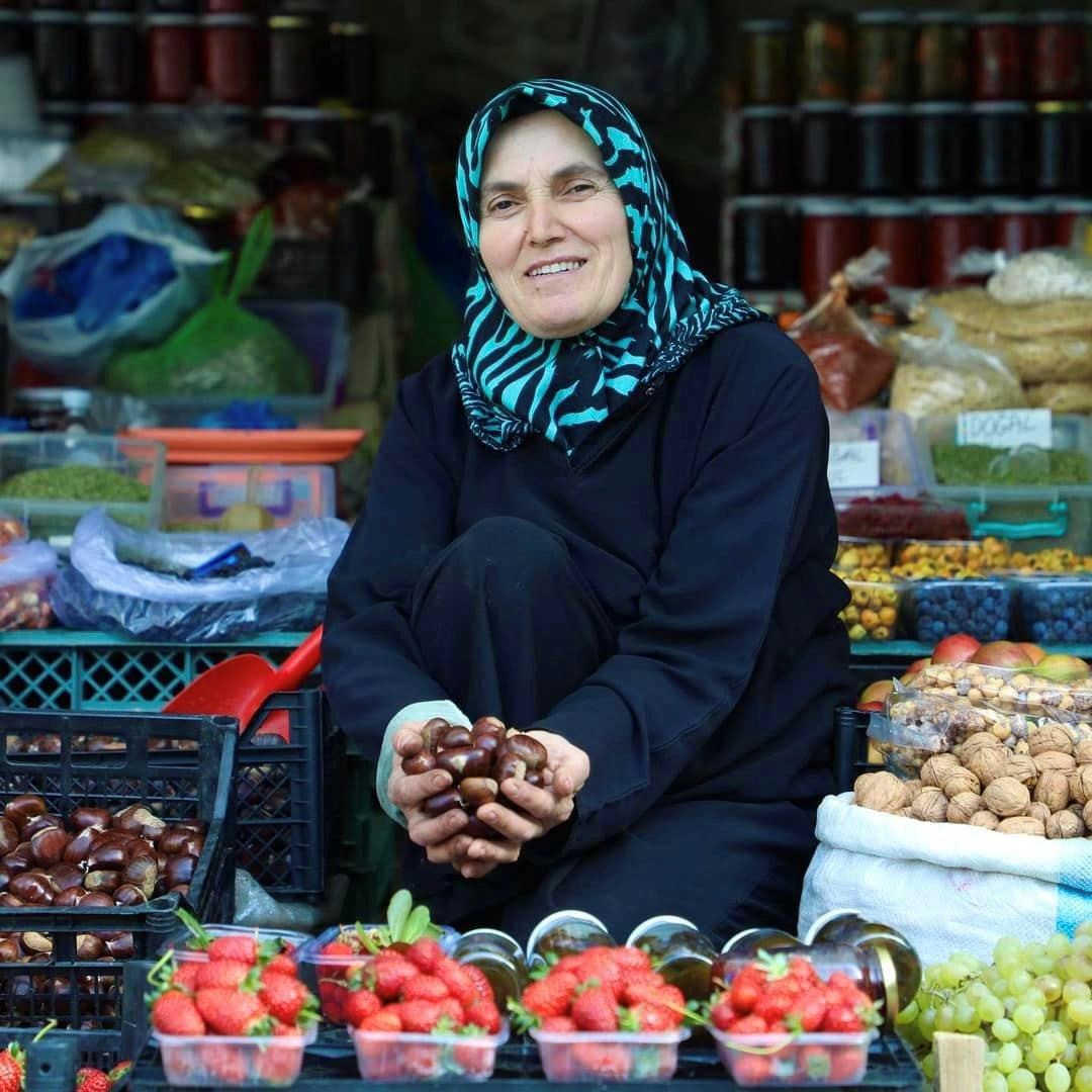 İnegöl Belediyesi Çiftçisinin Yanında! Başkan Taban’dan 14 Mayıs Mesajı02