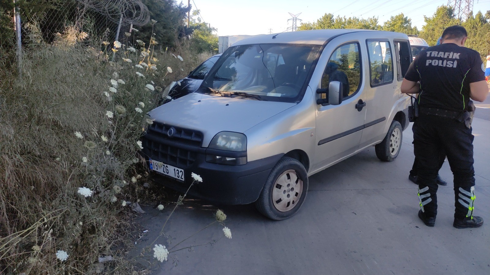 Bursa'da 15 Yaşındaki Motosiklet Sürücüsü Kazada Yaralandı