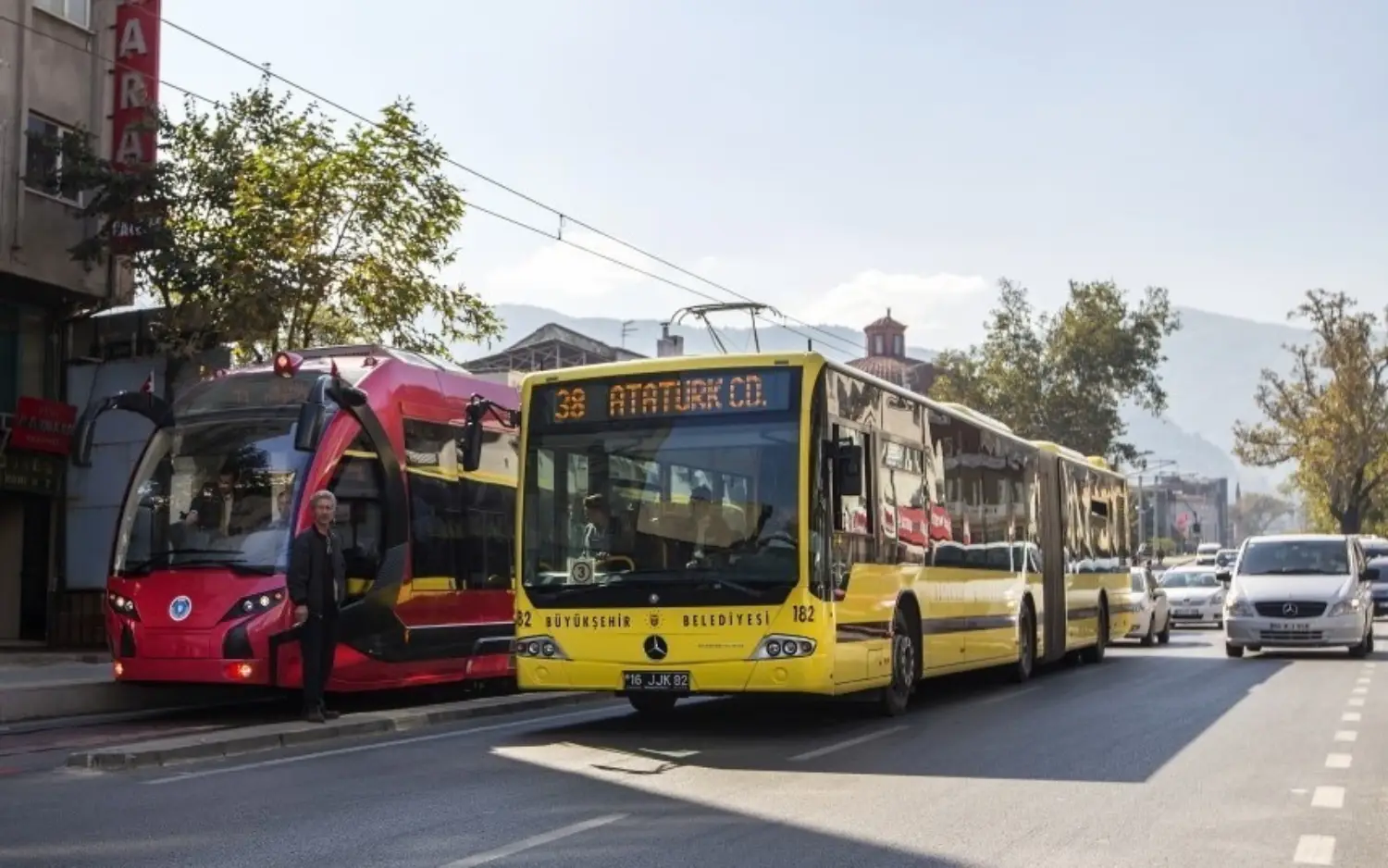 Bursa'da Festival Için Ücretsiz Ulaşım Gencgazete