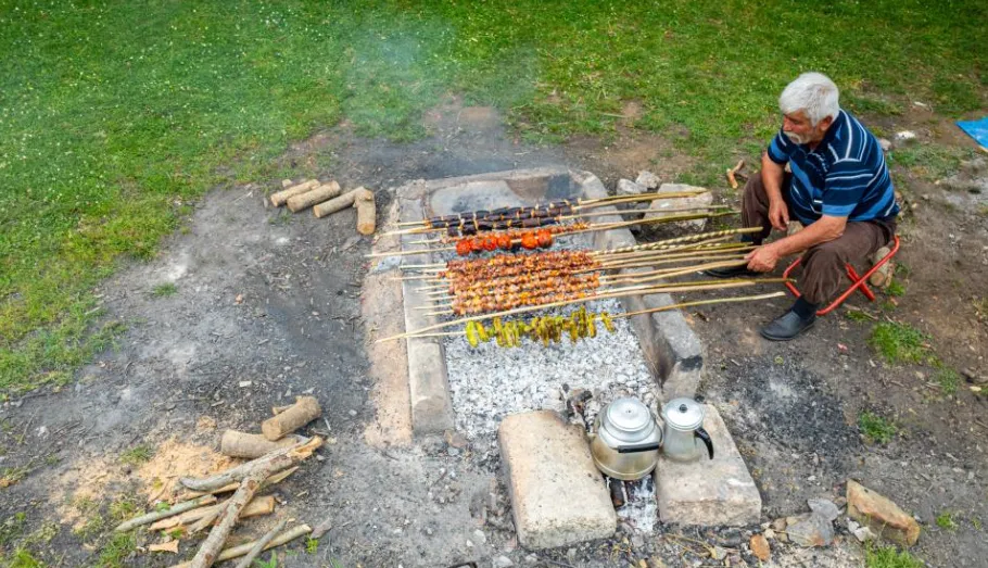 Coğrafi İşaretli Tokat Kebabı Almus İlçesinde Farklı Lezzete Dönüşüyor (6)