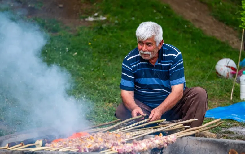 Coğrafi İşaretli Tokat Kebabı Almus İlçesinde Farklı Lezzete Dönüşüyor (8)