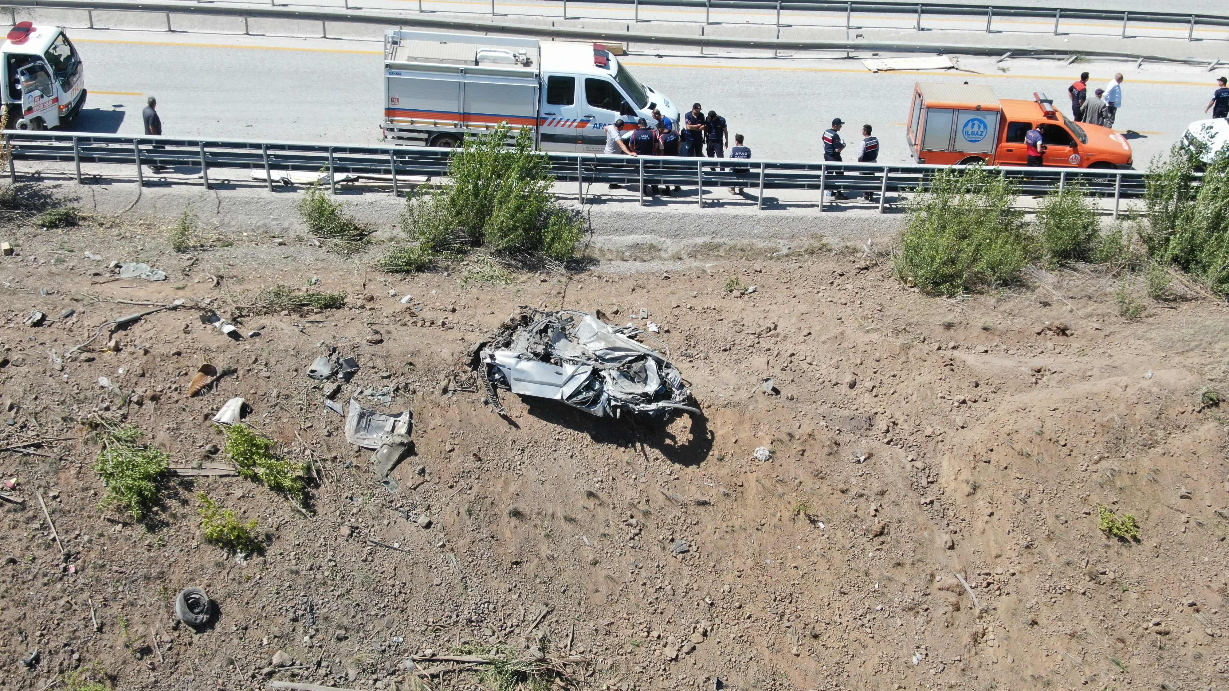 Freni Boşalan Tır Dehşet Saçtı 1 Ölü, 1 Yaralı (3)