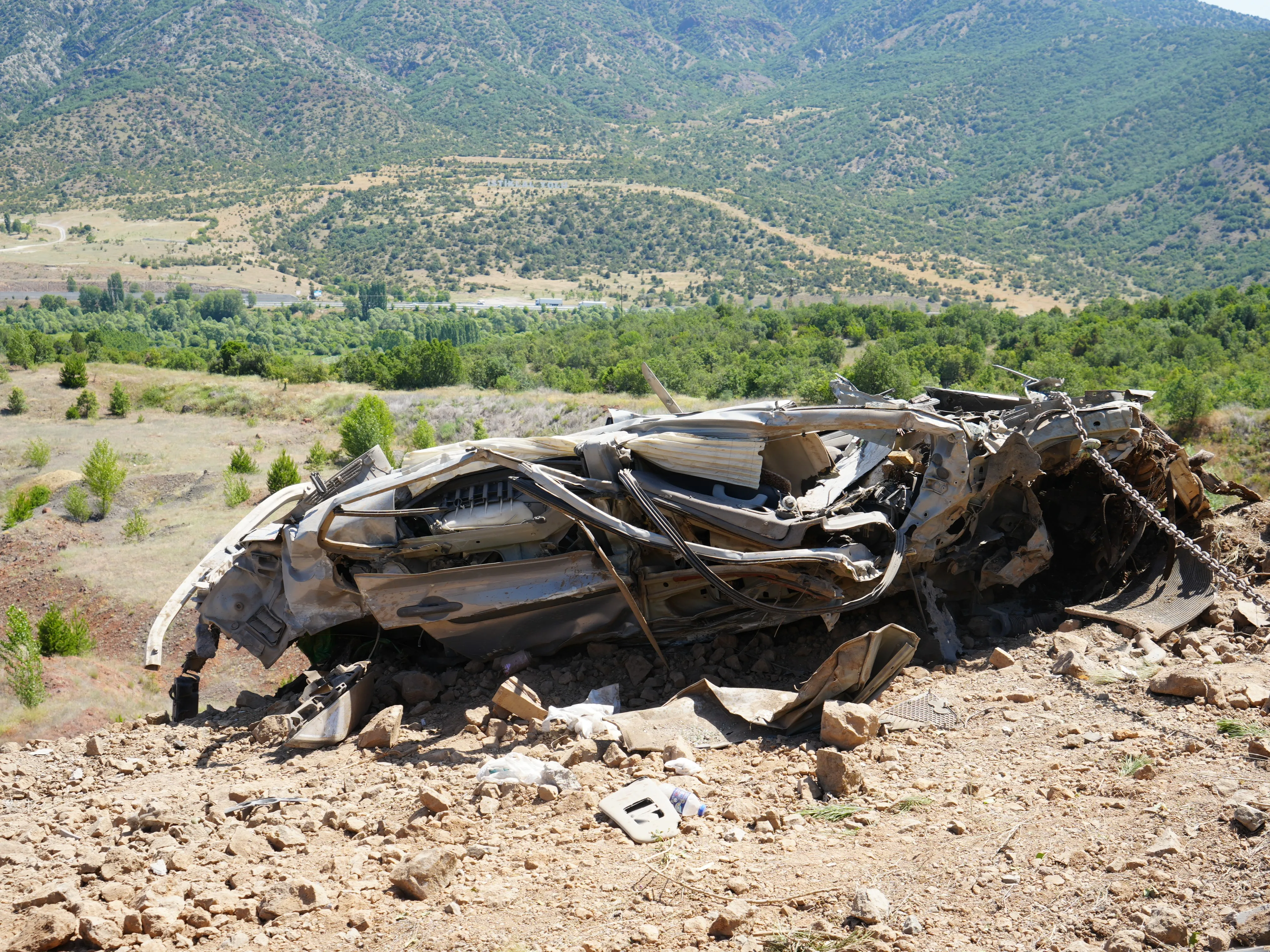 Freni Boşalan Tır Dehşet Saçtı 1 Ölü, 1 Yaralı (4)