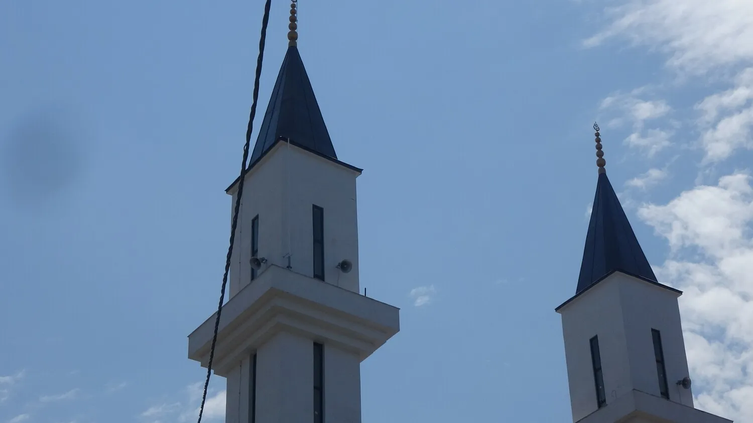 Genc Gazete Kiliseye Benzetildiği İçin Bu Camiye Kimse Bağışta Bulunmadı (1)-1