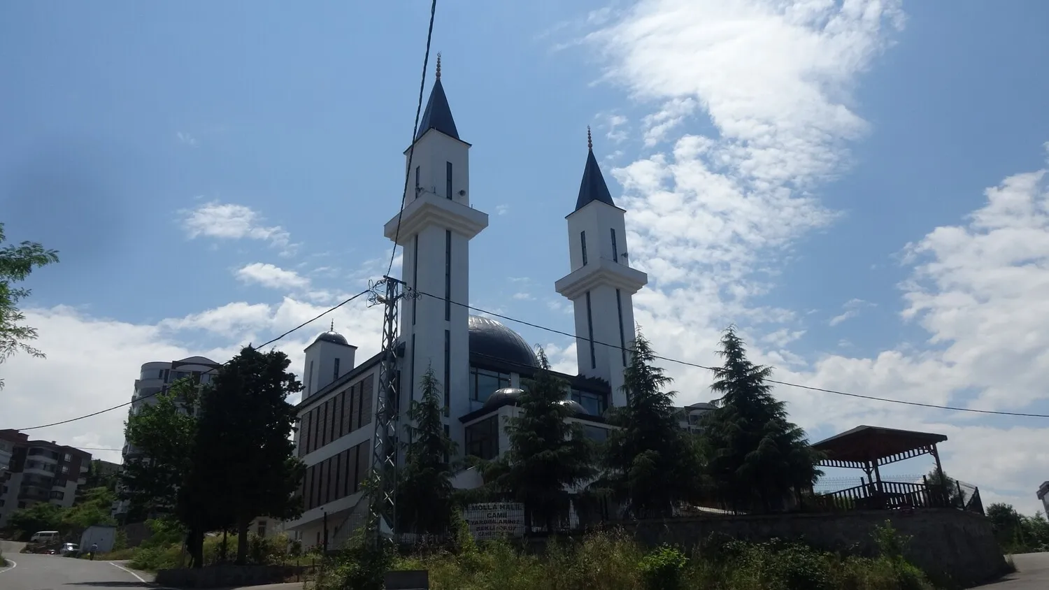 Genc Gazete Kiliseye Benzetildiği İçin Bu Camiye Kimse Bağışta Bulunmadı (6)