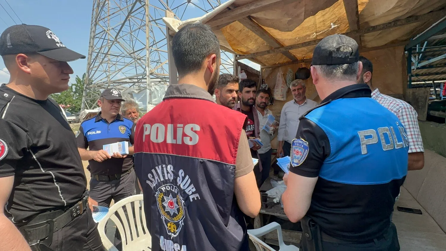 Genc Gazete Kurban Bursa Kurban Polis Uyari (3) 3 11Zon