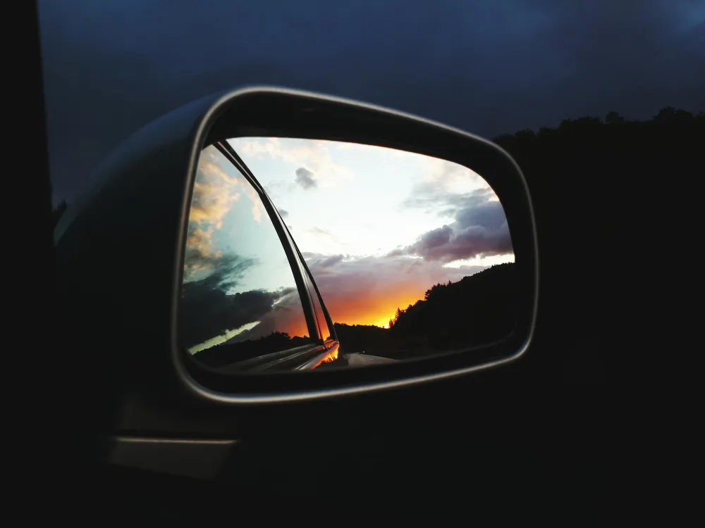 Genc Gazete Arabaların Aynaları Neden Farklı Gösteriyor Otomobil Aynaları (7)