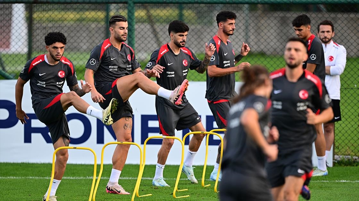 A Milli Futbol Takımı, Galler Maçının Hazırlıklarına Başladı