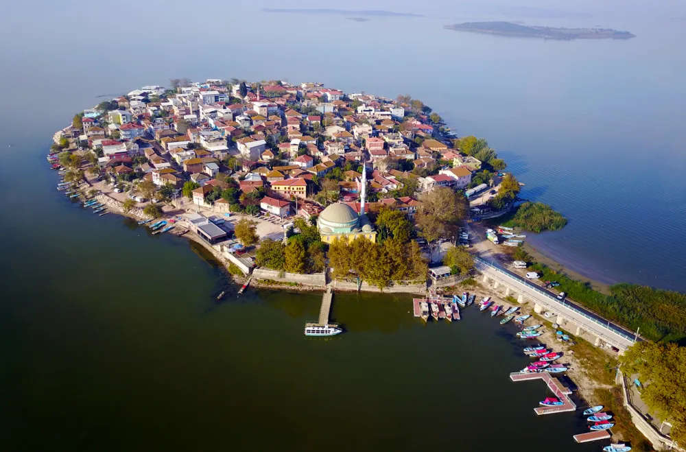 Bursa’nın Saklı Cenneti Uluabat Gölü’nde Huzur Dolu Bir Gün Geçirin! (3)