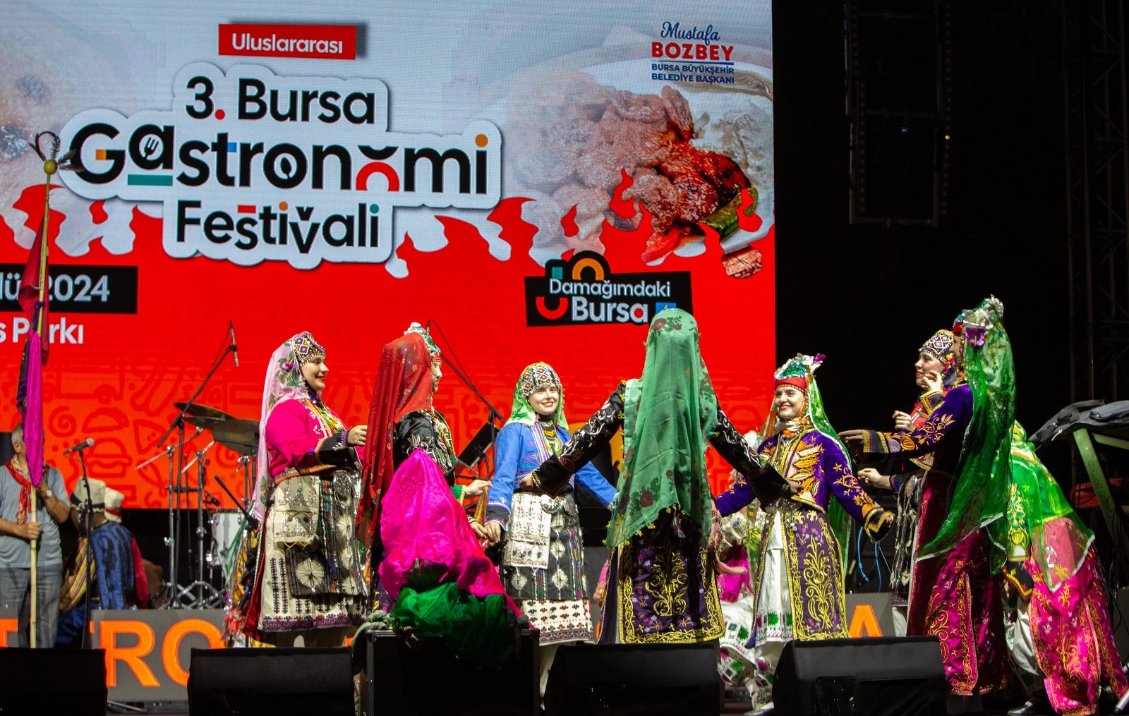 Genc Gazete Bursa'da Gastronomi Festivali'nde Oğuzhan Koç (4)