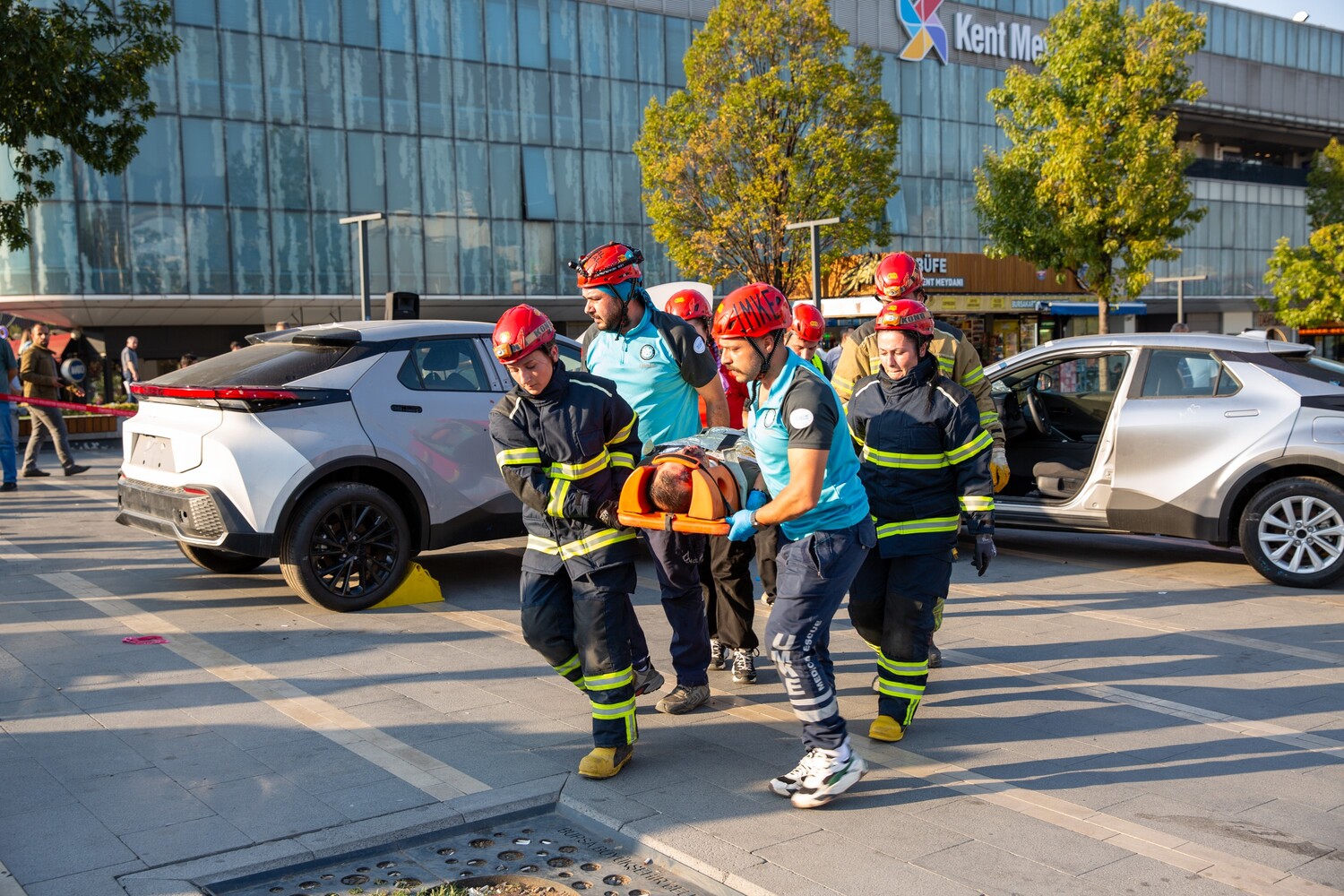 Genc Gazete Bursa'da Herkes Büyük Kaza Var Zannetti, Bakın Büyükşehir Ne Yaptı (5)