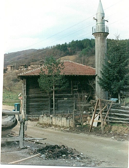 Genc Gazete İznik Elmalı’da Gürcüler'den Ahşap Sanatı Elmalı Camii (7)