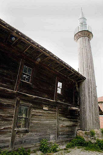 Genc Gazete İznik Elmalı’da Gürcüler'den Ahşap Sanatı Elmalı Camii (9)