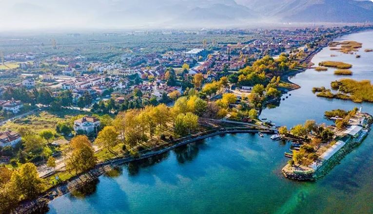 Genc Gazete İznik Gölü'ndeki Batık Bazilika Ve Sualtı Kazıları Hristiyan Dünyasını Heyecanlandırıyor! (5)