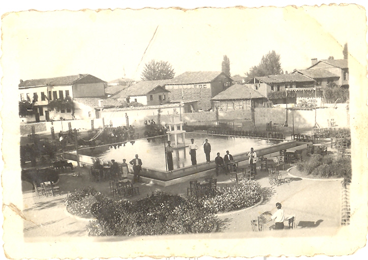 Belediye Parkı Hastane Parkı Sedir Cafe (3)