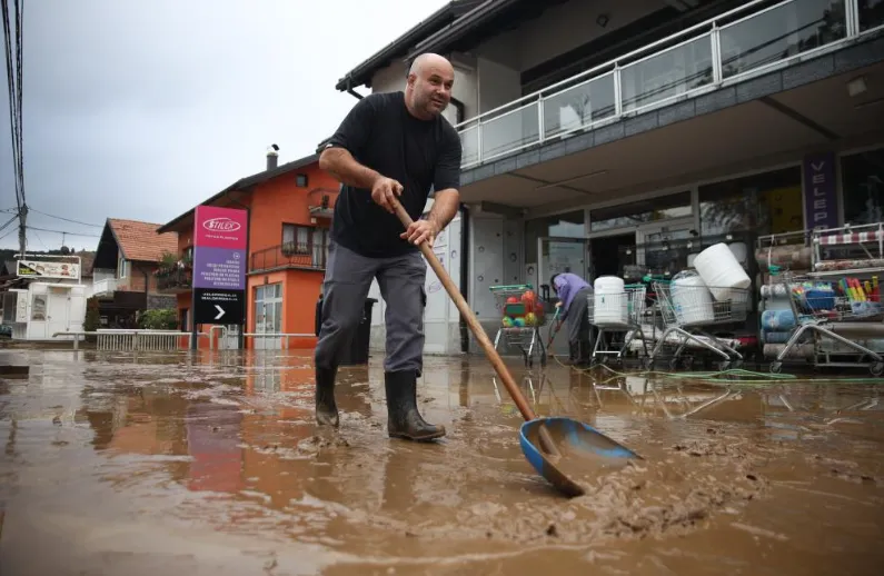 Bosna Hersek’te Sel Felaketi 14 Ölü (3)