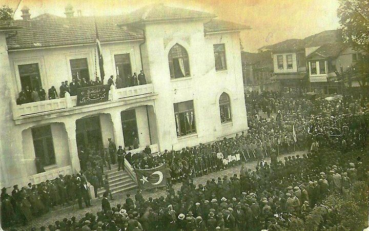 Genç Gazete Bursa Mazi Eski Bayramlar Cumhuriyetxx (8)