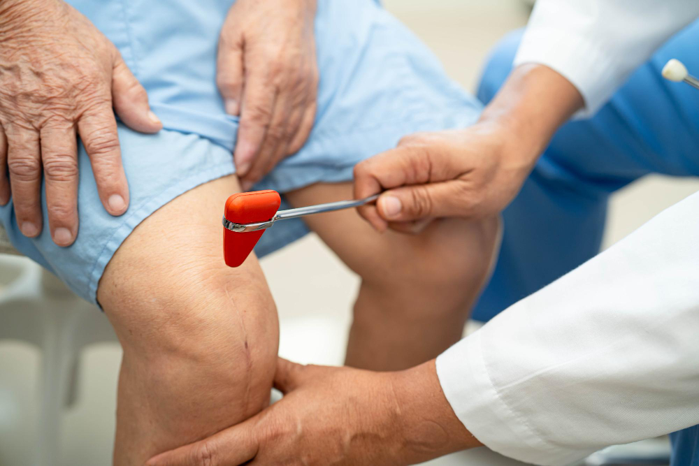 Genc Gazete Diz Çekiç Testi Nedir Doktorlar Hastanın Dizlerine Neden Vurur Knee Hammer Test (9)