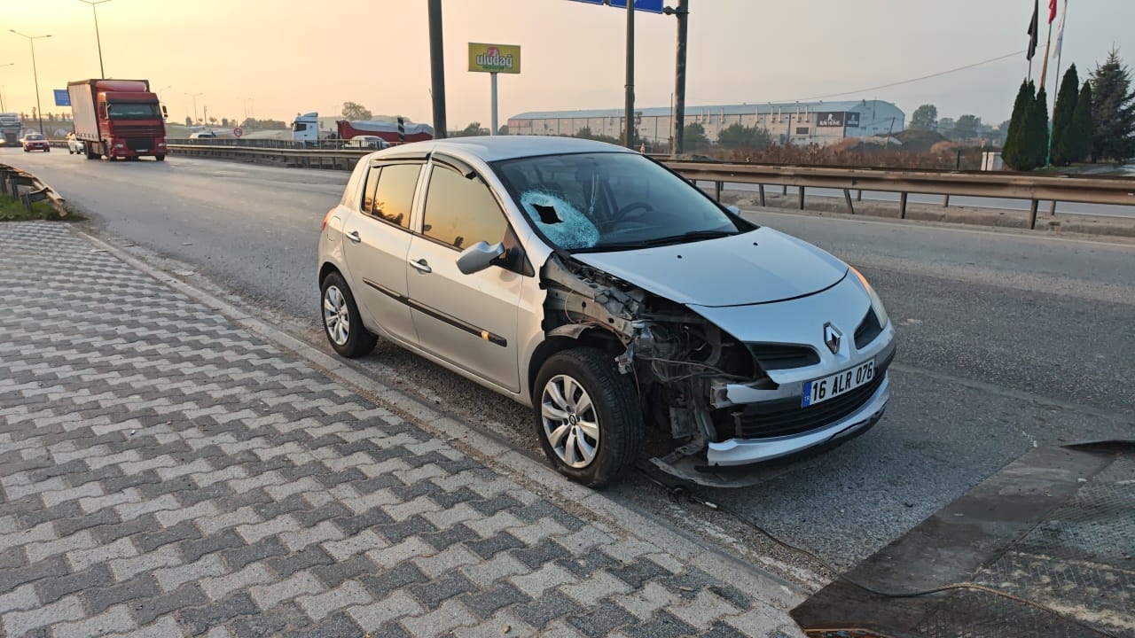 Genç Gazete İnegöl'de Sabah Saatlerinde Feci Kaza (4)