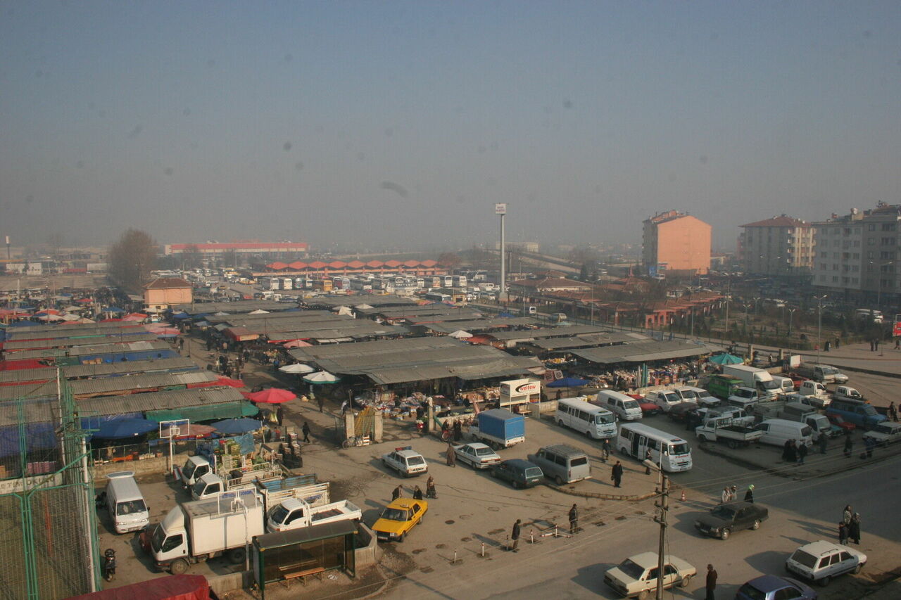 Gençgazete Inegöl Maziden Kare Perşembe Pazaryeri (17)