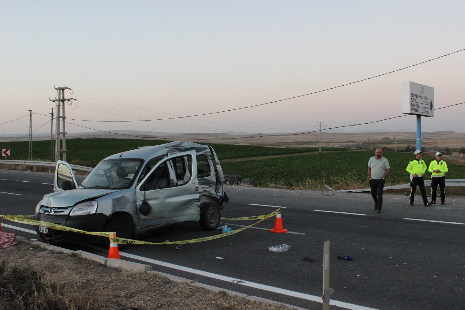 Gençgazete Öğretmenleri Taşıyan Araca Kamyon Çarptı (3)