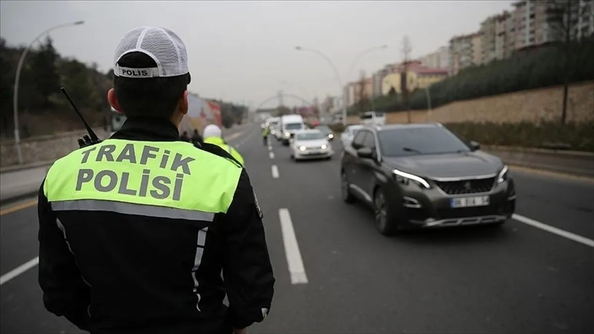 İstanbul'da Yarın Bazı Yollar Trafiğe Kapatılacak Alternatif Güzergahlar Neler