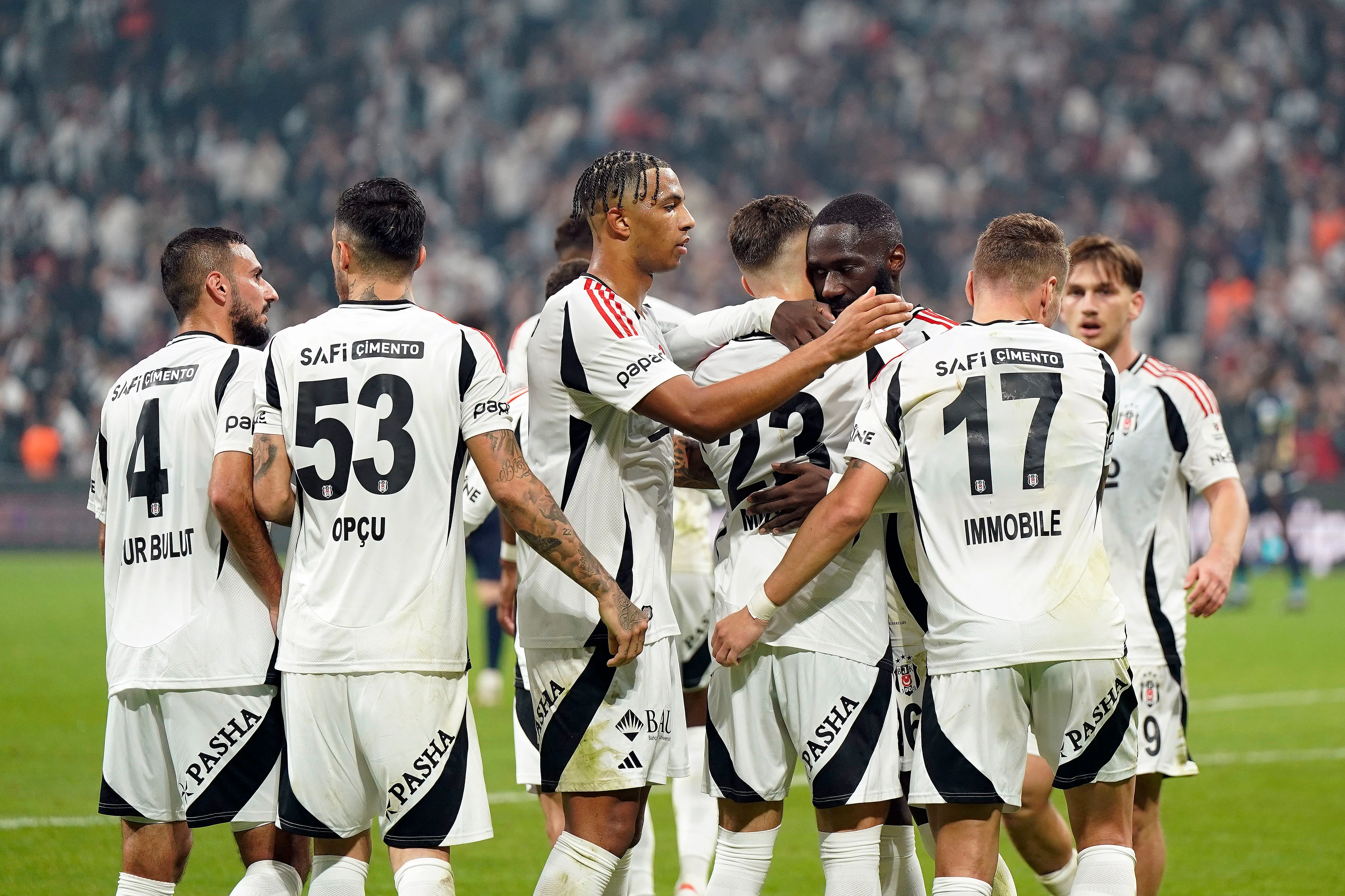 Beşiktaş'a Şok Yenilgi! Kasımpaşa Sürprizi!