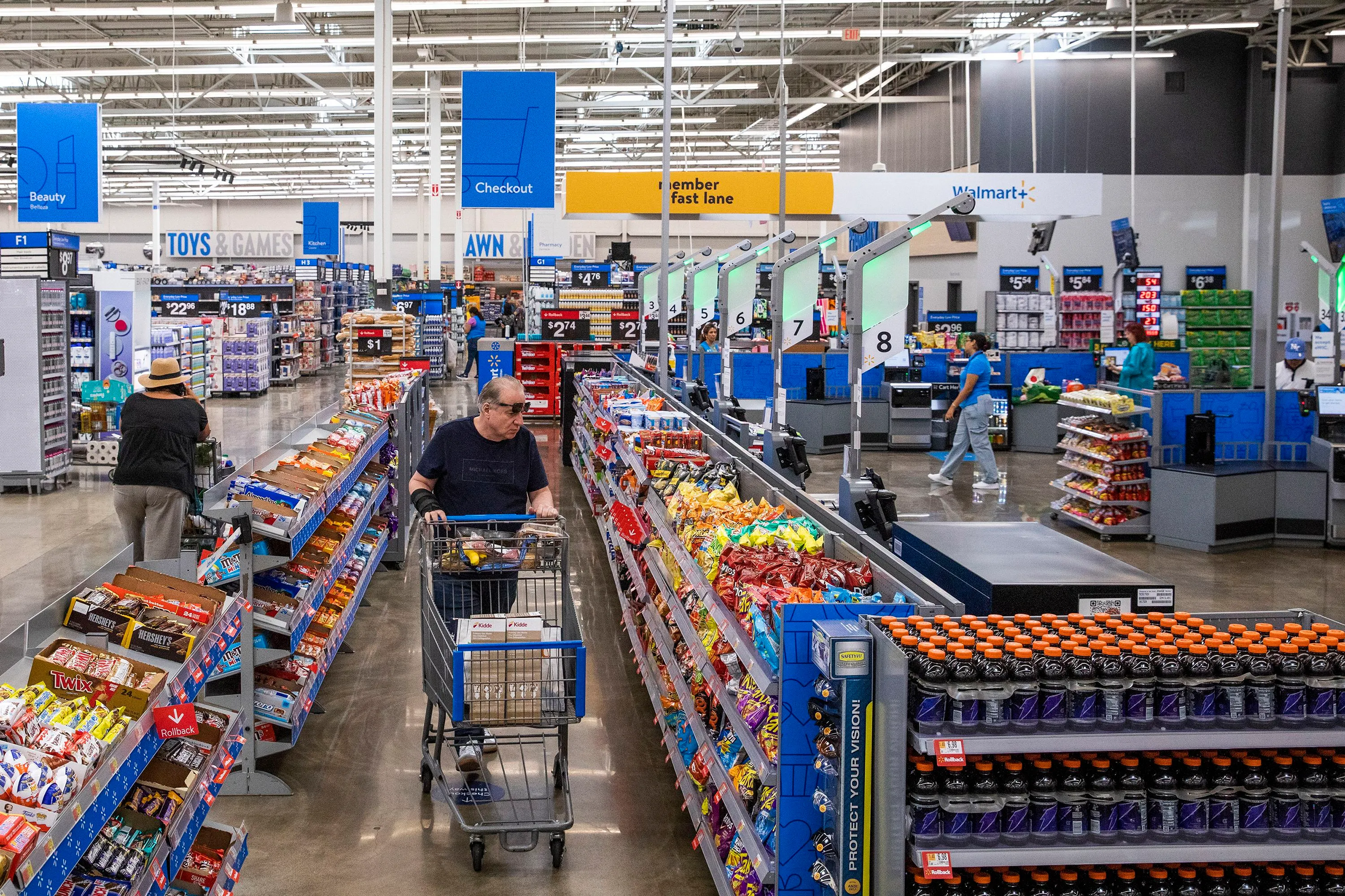 Dev Market Zinciri Türkiye'de Walmart'tan Alışveriş Çılgınlığı Başlar Mı (4)