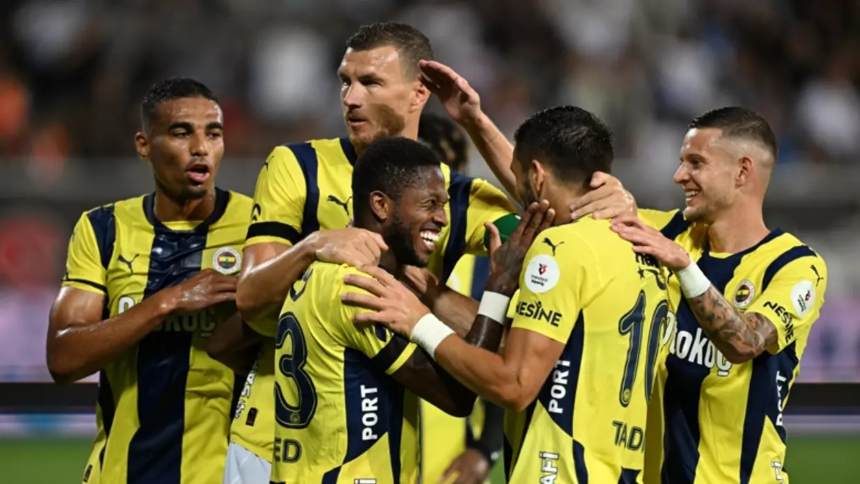 Fenerbahçe Kayseri'ye Eksik Kadroyla Gidiyor! 4 İsim Sahada Olmayacak (3)