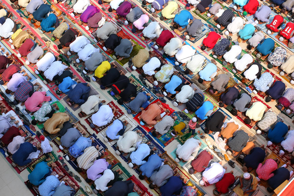 Gençgazete Hangi Namazlar Cemaatle Hangi Namazlar Tek Başına Kılınır Namaz Cemaat Cami (4)