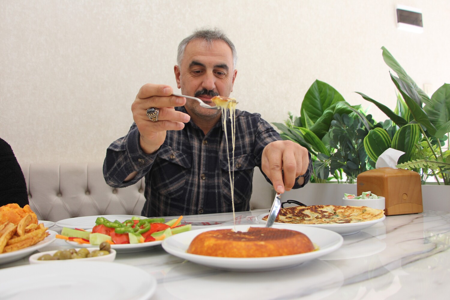 Gençgazete Tarifi Sır Gibi Saklanıyor Kızarmış Kuymak Yediniz Mi Hiç  (9)