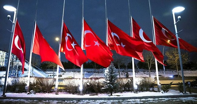 Gençgazete Yas Ve Matem Günleri Bayraklar (1)