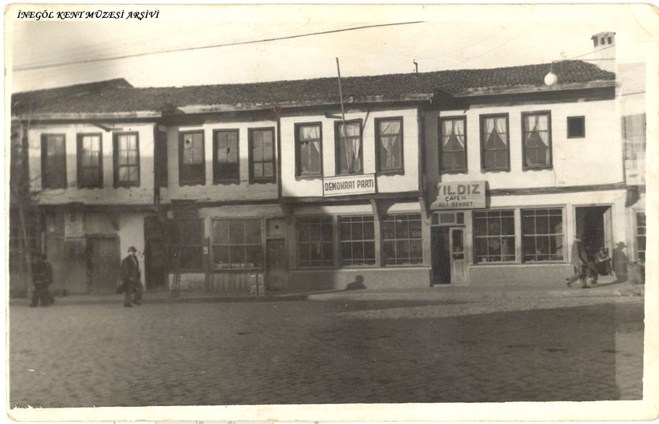 Gençgazete Yıldız Sineması, Ziraat Bankası Ve Sani Konukoğlu Camii (11)