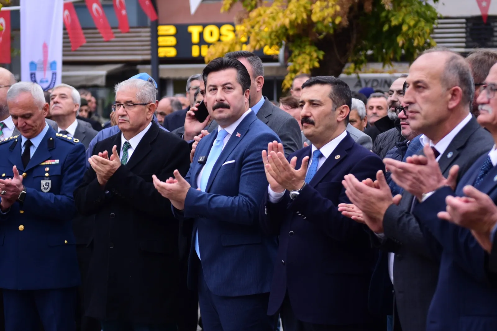 Tarihi Yenişehir Çarşı Hamamı Coşkulu Bir Törenle Yeniden Açıldı! (1)