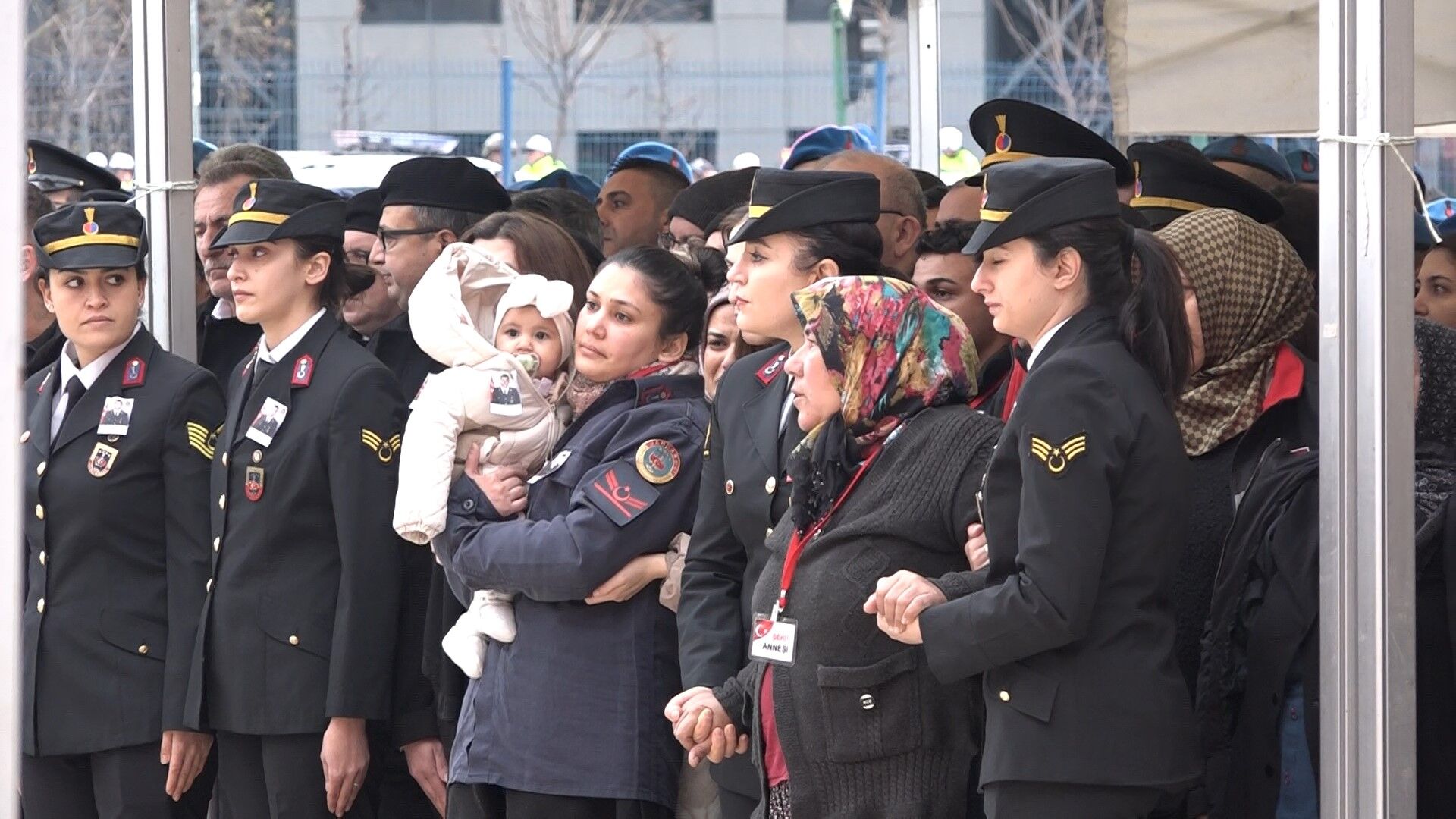 Genç Gazete Bursa'da  Adliye Saldırısında Şehit Olan Jandarma Uzman Çavuş Nurettin Yaşar (2)