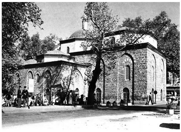 Gençgazete Bursa Orhangazi Camii Ve Külliye Ve Türbesi (1)