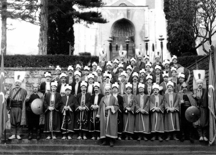 Gençgazete Sabri Erçoban Demircilik Ustalığından İnegöl Mehterine Uzanan Hayat (4)