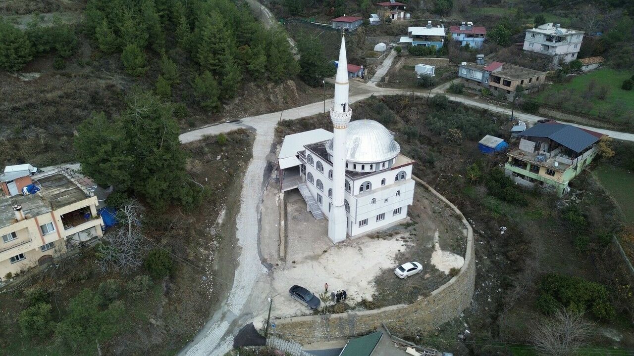 Gençgazete Ülkesine Dönen Suriyeli Hayırsever Hatay'da Cami İnşa Ettirdi (6)