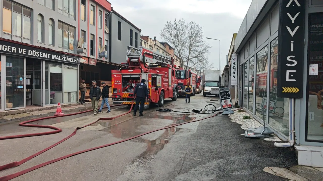 İnegöl'de Korkutan Yangın! 1 Haftada 9 Yerde Duman Yükseldi!