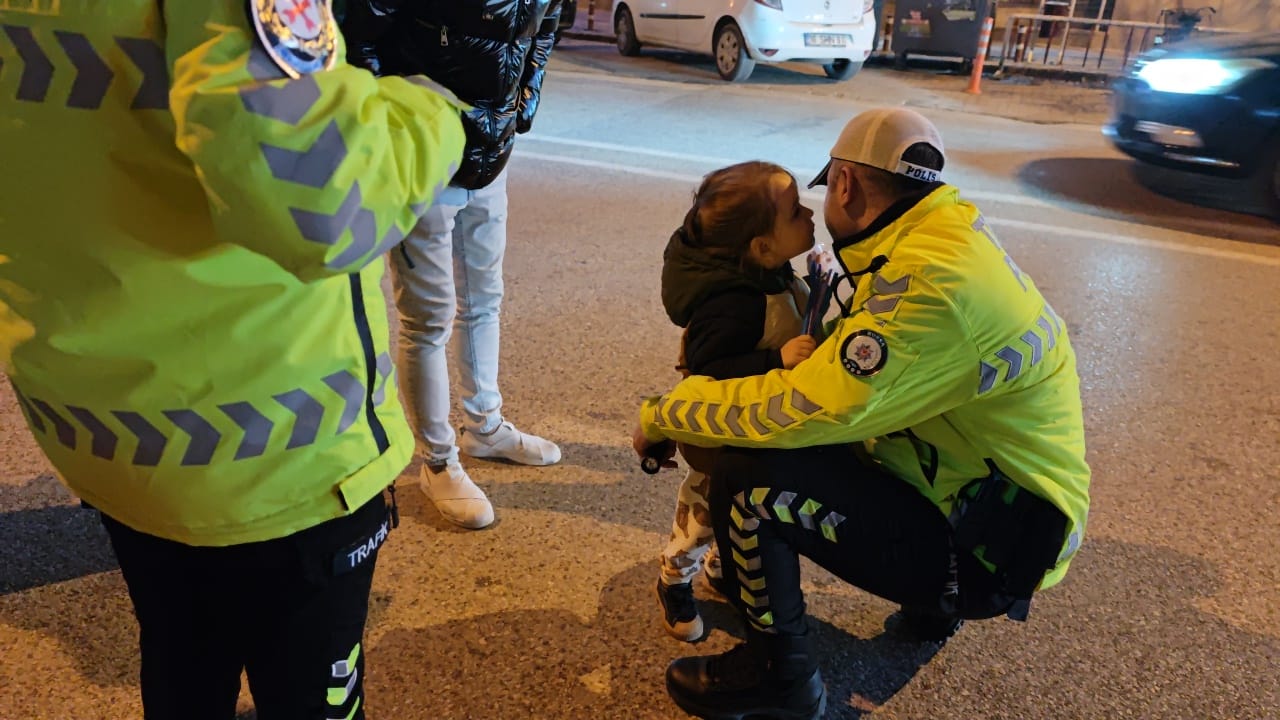 İnegöl'de Trafik Uygulaması Çok Sayıda Araç Kontrol Edildi