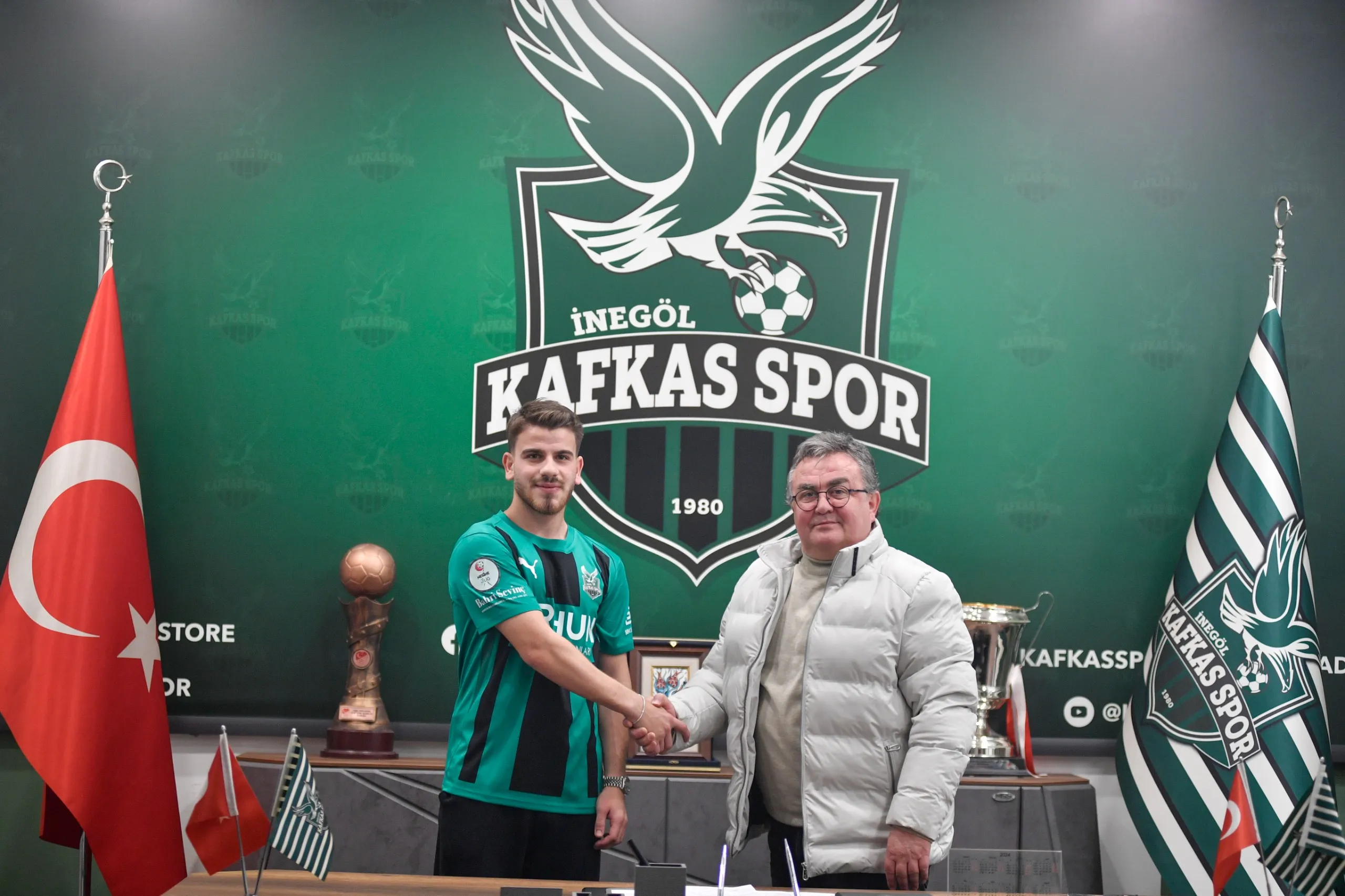 Bursaspor'dan Kafkasspor'a Sürpriz Transfer! (3)