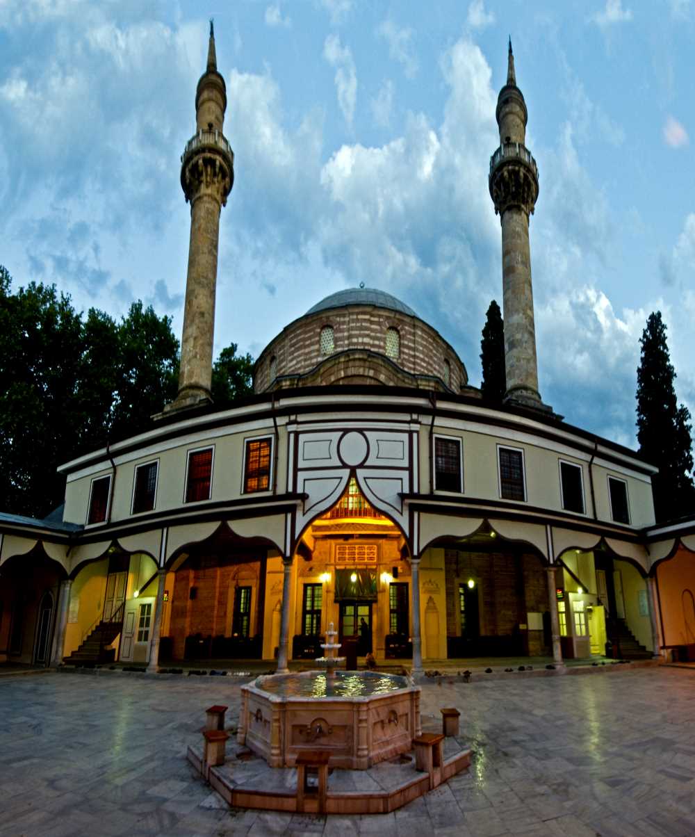 Gençgazete Emirsultan Camii Bursa