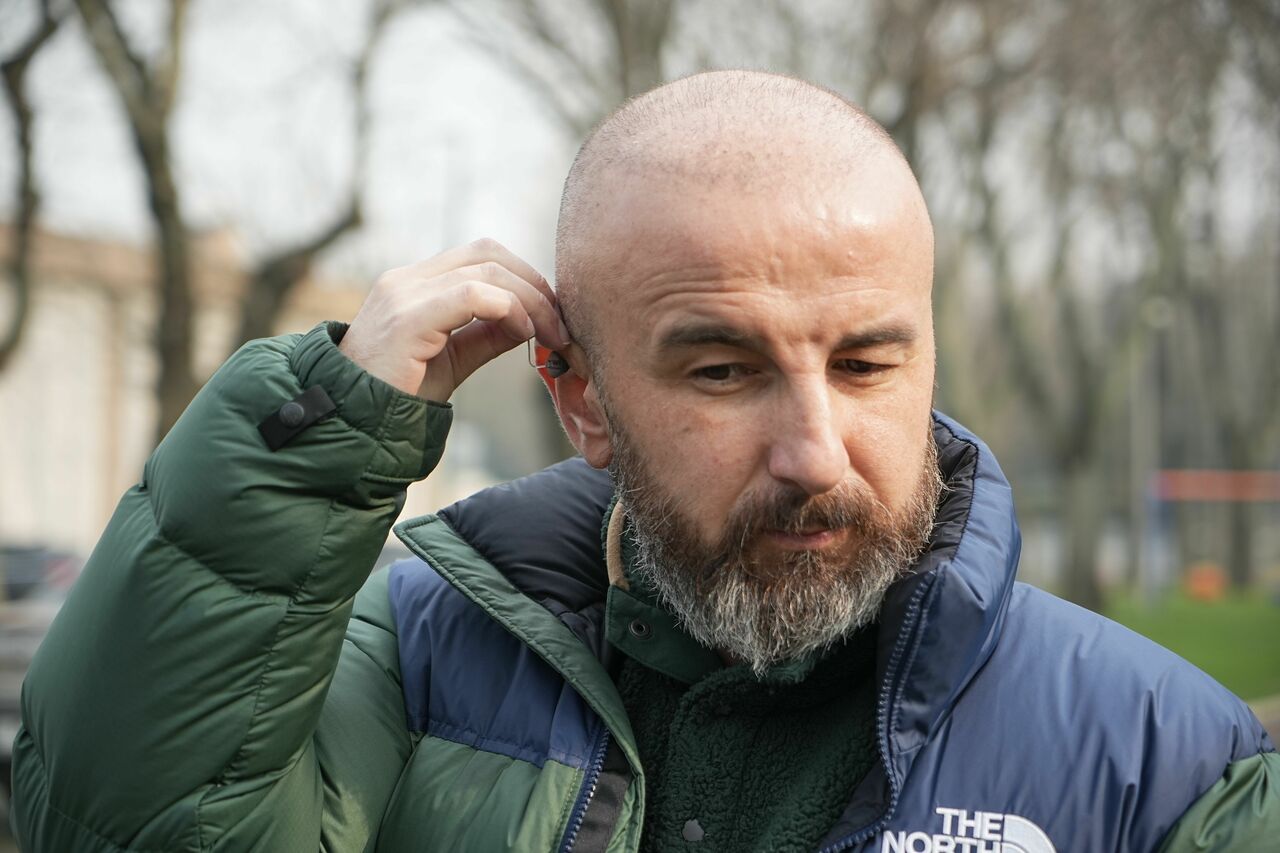 Gençgazete Kel Başına Saç Ektirmek İstedi Kulak Zarını Patlattılar (4)