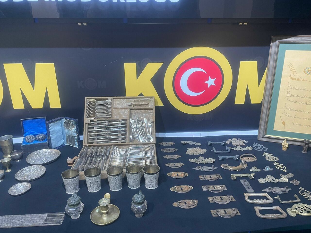 Gençgazete Tarihi Eser Kaçakçılarına Darbe 243 Eser Ele Geçirildi (2)