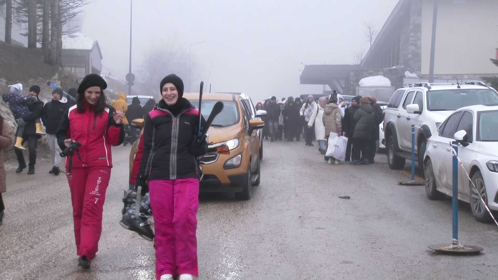 Gençgazete Uludağ Otopark Kaosu (4)