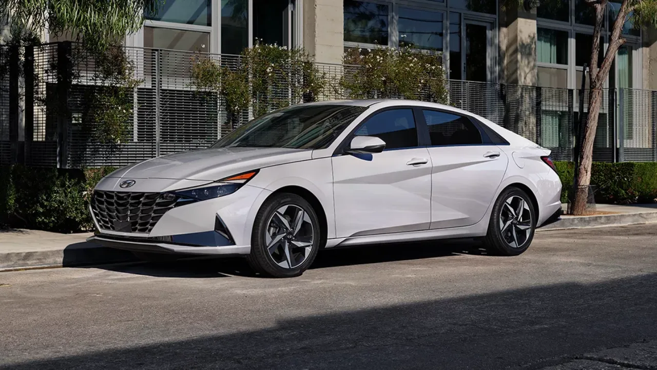 Hyundai Elantra Gencgazete-1