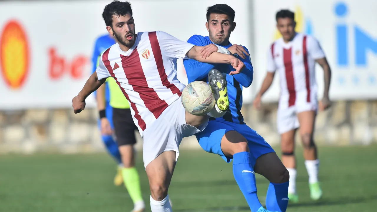 İnegölspor Hazırlık Maçında Gövde Gösterisi Yaptı! (2)